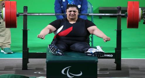 راندا تاج الدين تفقد آمال الحصول على ميدالية بارالمبية برفع الأثقال